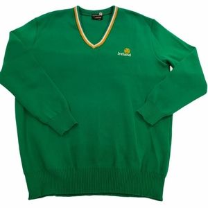 Kelly green v neck pullover sweater